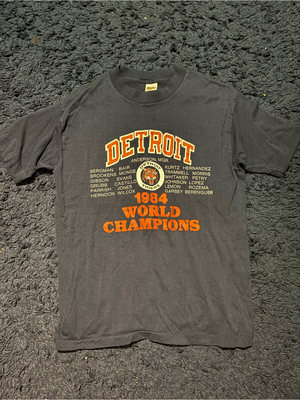 Vintage Detroit Tigers 1984 World Champions Black T-Shirt (single stitch)